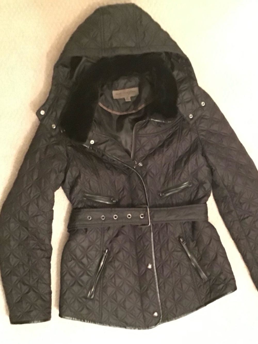 Marc New York Black Quilted Hooded Jacket Faux Fur Trim Belted Women’s Size M
